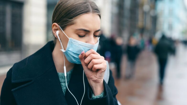 Експерти пояснили, чим відрізняється кашель під час коронавірусу і застуди